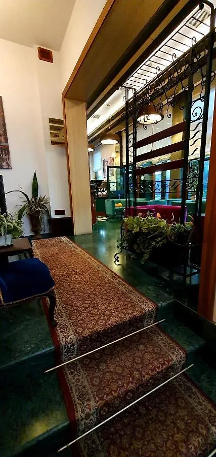 Nov Hotel Tirana 4*,  Albania